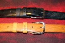 №26 Кожаный мужской ремень с тиснением строчки, молитва снаружи, 30 мм. Цвет черный и светло-коричневый. Длина от 80 до 140 см..